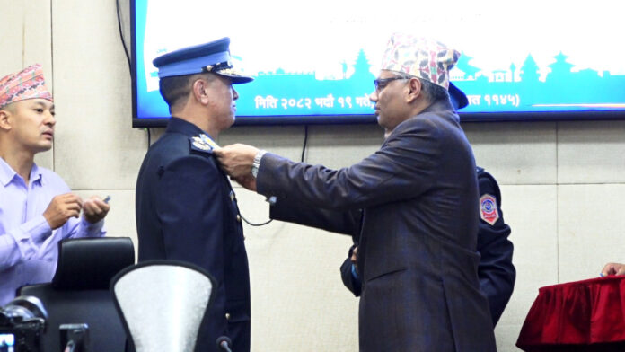 1756964109-f2APv (1)