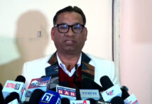 पार्टीबाट बिदा लिएमात्रै केपी ओलीको सम्मान बढ्छः कर्ण थापा