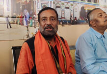 धनुषा ३ मा प्रसूति अस्पताल, रङ्गशाला र मल कारखाना बनाउने विमलेन्द्र निधीको प्रतिवद्धता