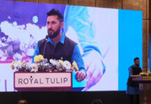 गुटबन्दी र शक्तिको दौडधुप बन्द गर्न सांसदलाई निर्देशन दिँदै लामिछानेले भनेः ‘हामी कानून बनाउन आएका हौं, मन्त्री बन्न होइन’