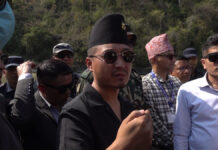 नागढुङ्गा–मुग्लिङ सडक अनुगमनमा गृहमन्त्री गुरुङः ‘काममा ढिलासुस्ती भए ब्ल्याक लिस्टमा राखिने’ चेतावनी