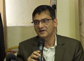 स्वास्थ्य बीमा सुधारका लागि ऐन नै संशोधन गर्नुपर्ने हुन्छः स्वास्थ्य सचिव देवकोटा